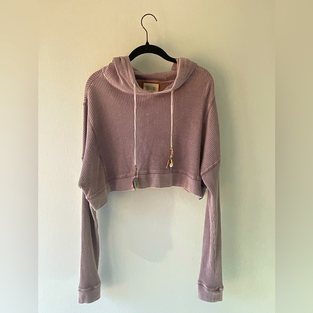 Mora cropped hoodie. Large. Light purple